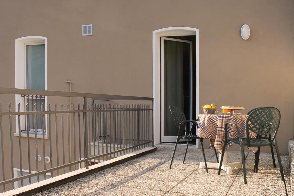 Le Dolcezze Bed & Breakfast Crone Luaran gambar